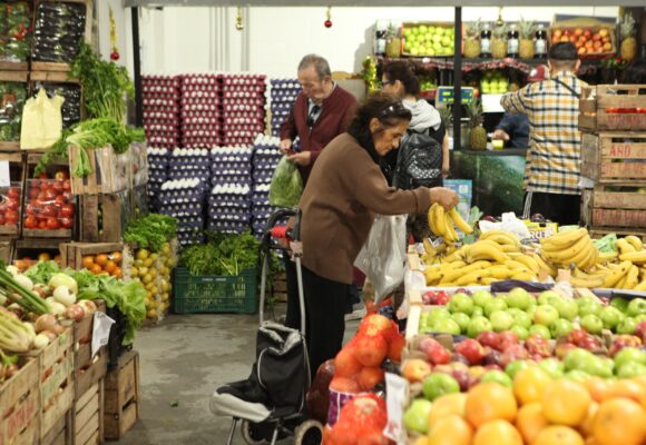 Con atractivas promociones, el Mercado Bonaerense Fijo La Plata renueva su lista de precios