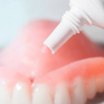 Advierten que algunos sistemas adhesivos pueden afectar el esmalte dental Advierten que algunos sistemas adhesivos pueden afectar el esmalte dental
