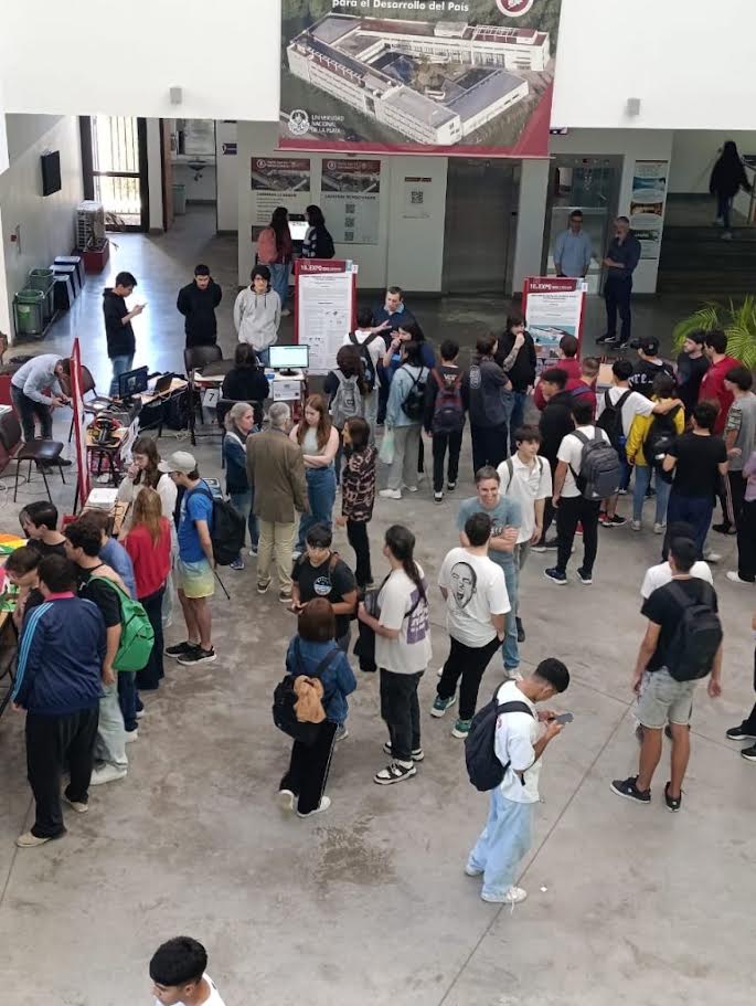 Llega la Expo Ciencia y Tecnología a la Facultad de Informática
